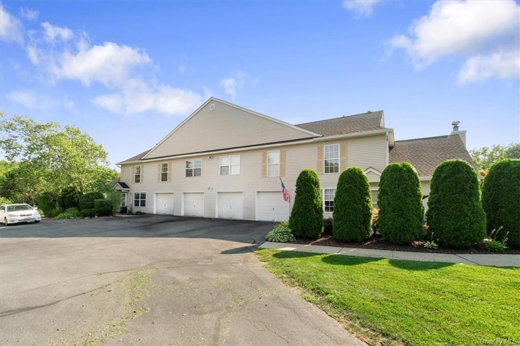 Olde Wagon Rd, Warwick, NY 10990