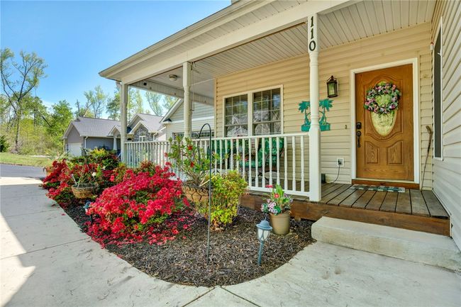 110 Brookside Cir, House other with 3 bedrooms, 2 bathrooms and null parking in Honea Path SC | Image 4