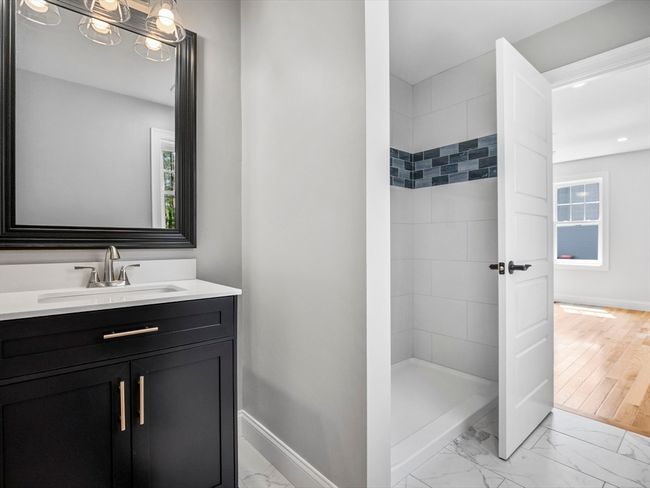 316 Old Westport Rd, House other with 5 bedrooms, 4 bathrooms and 6 parking in Dartmouth MA | Image 39