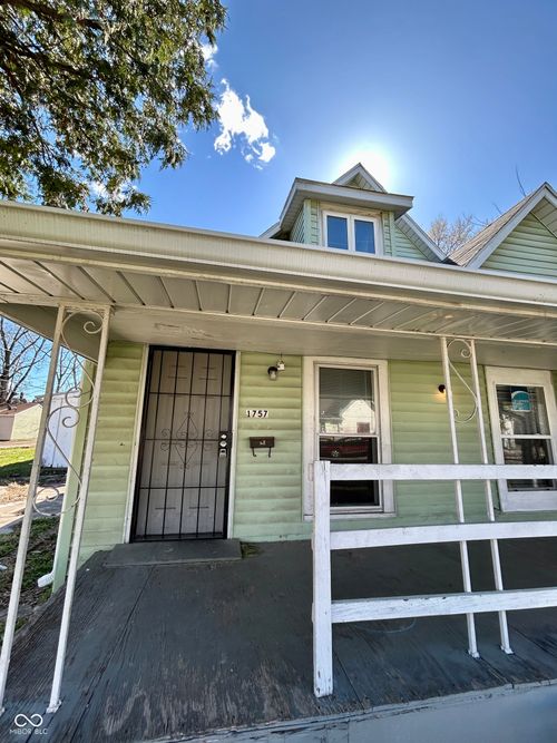 1757 Howard St, Indianapolis, IN, 46221-1643 | Card Image