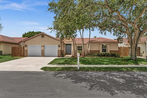 3083 Lillian Ln, Margate, FL, 33063-7056 | Card Image