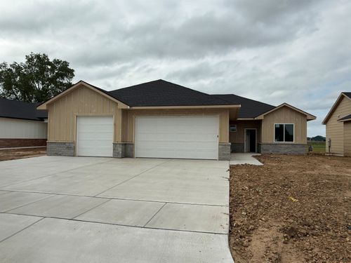 27 Kingdom Ct, Goddard, KS, 67052 | Card Image