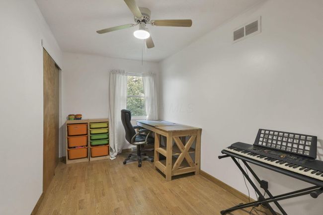 131 Donerail Dr Sw, House other with 4 bedrooms, 3 bathrooms and null parking in Pataskala OH | Image 49