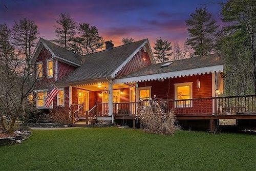 511 Tripps Corner Rd, Exeter, RI, 02822-2940 | Card Image