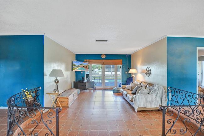 6091 Sw 14 Th St, House other with 4 bedrooms, 2 bathrooms and null parking in Plantation FL | Image 6