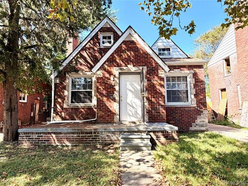 10897 Lakepointe St, Detroit, MI, 48224-1701 | Card Image