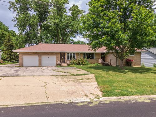 102 E Lincoln St, Normal, IL, 61761-1414 | Card Image