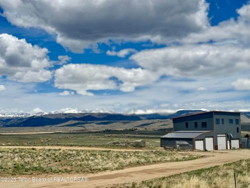 122 Merrimac Trl, Pinedale, WY, 82941 | Card Image