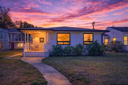 2220 7th Ave N, St Petersburg, FL, 33713-7016 | Card Image