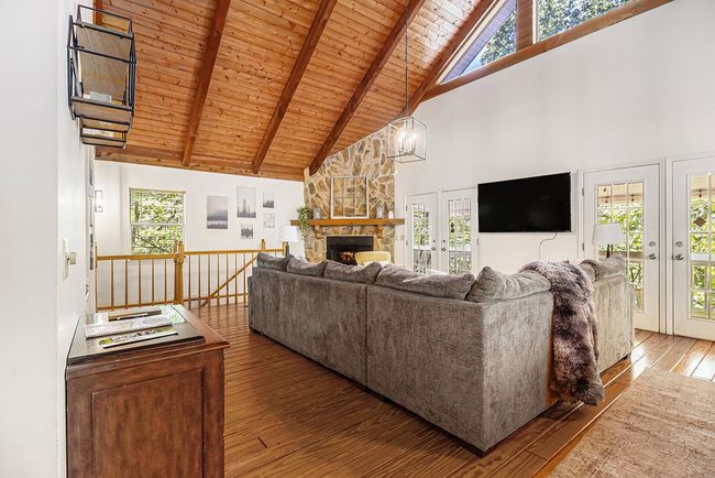 147 Hester Gap Rd, Home with 4 bedrooms, 4 bathrooms and null parking in Cleveland GA | Image 6