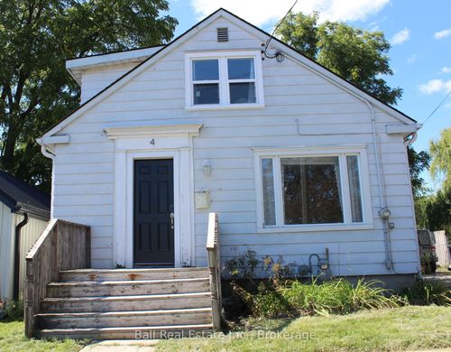 4 Holden St, Belleville, ON, K8P3W3 | Card Image