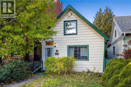 30 Chatham St, Hamilton, ON, L8P2B4 | Card Image