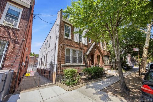 403 Stockholm St, Brooklyn, NY, 11237-4007 | Card Image
