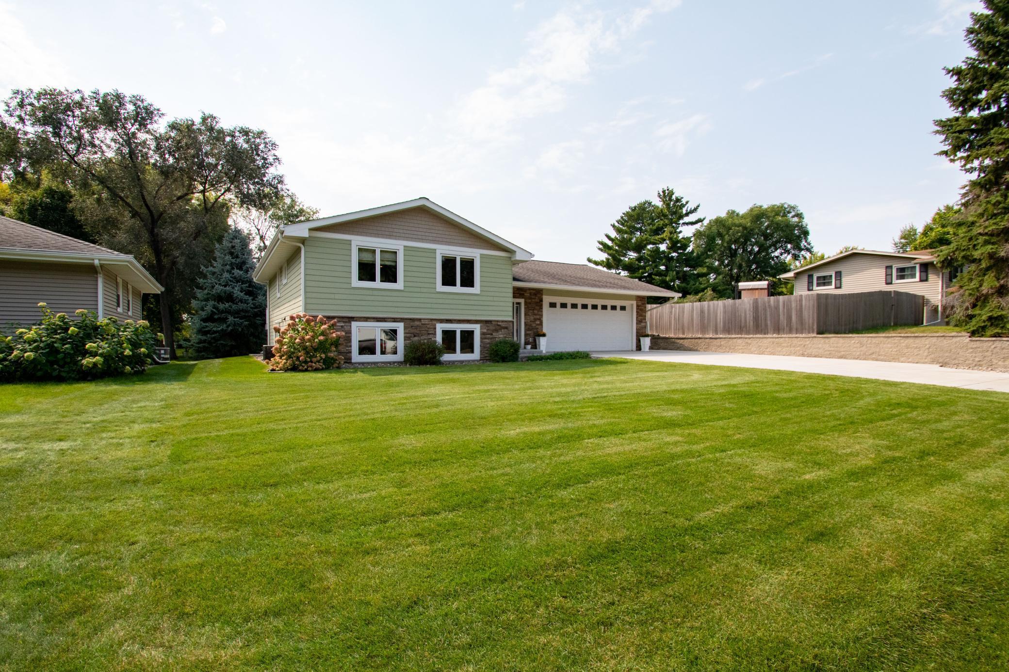 15th Ter, Saint Paul, MN 55112