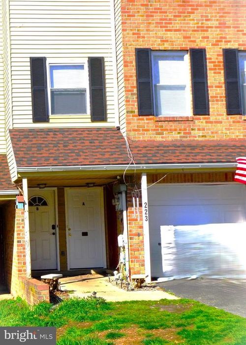 223-B Willow Turn, MOUNT LAUREL, NJ, 08054-3140 | Card Image