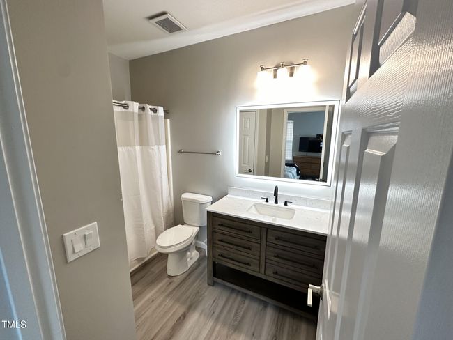 2621OldgateDr_58866_7 | Image 7