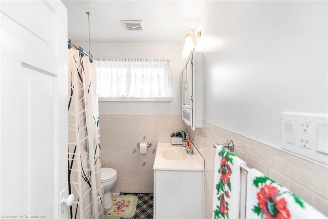 44 Arthur Ave N, House other with 4 bedrooms, 2 bathrooms and 2 parking in Hamilton ON | Image 22