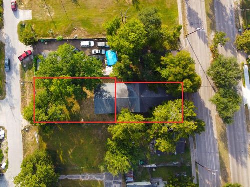 3216 Collingsworth St, Houston, TX, 77026-4646 | Card Image