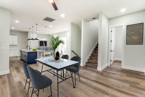 315-102 Cincinnati Ave, San Antonio, TX, 78201-6375 | Card Image