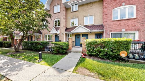318-75 Weldrick Rd E, Richmond Hill, ON, L4C0H9 | Card Image