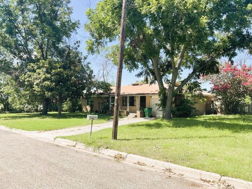 250 Meador Ln, Stephenville, TX, 76401-3916 | Card Image