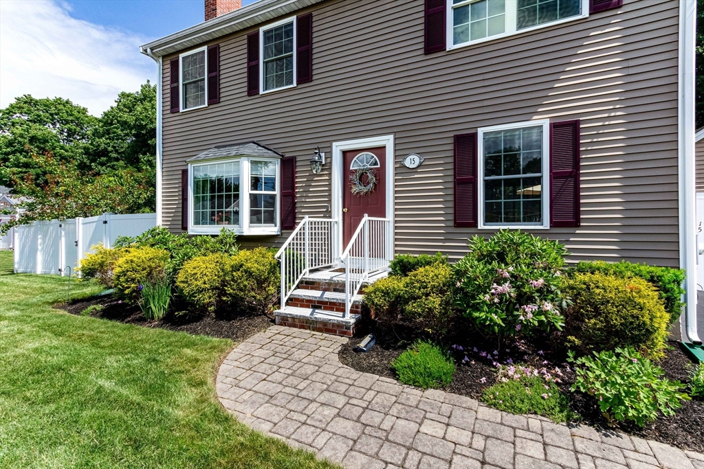 Concord St, Franklin, MA 02038