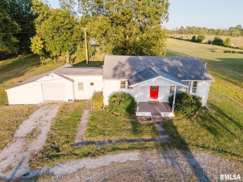 16830 Route 37, Johnston City, IL, 62951-2633 | Card Image