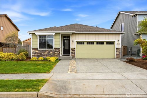 3245 Loch Ness Loop, Mount Vernon, WA, 98273-4736 | Card Image