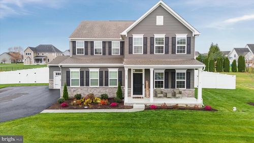 687 Ashland Ave, CAMDEN WYOMING, DE, 19934-5427 | Card Image