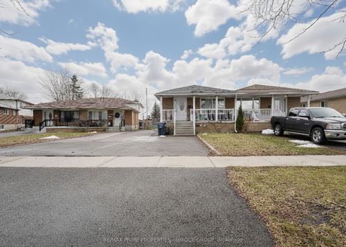 7001 Chigwel Crt, Mississauga, ON, L4T1N3 | Card Image