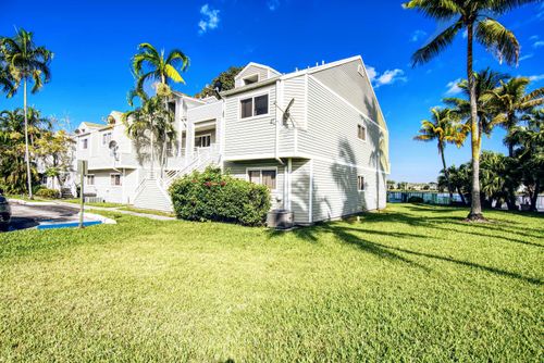 205-3401 Nw 44th St, Lauderdale Lakes, FL, 33309-4257 | Card Image