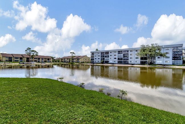 APT-201 - 7618 Tahiti Ln, Condo with 3 bedrooms, 2 bathrooms and null parking in Lake Worth FL | Image 45
