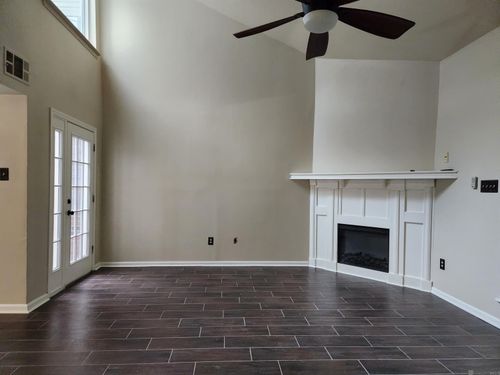 5626 Moorstone Dr, Baton Rouge, LA, 70820-4613 | Card Image