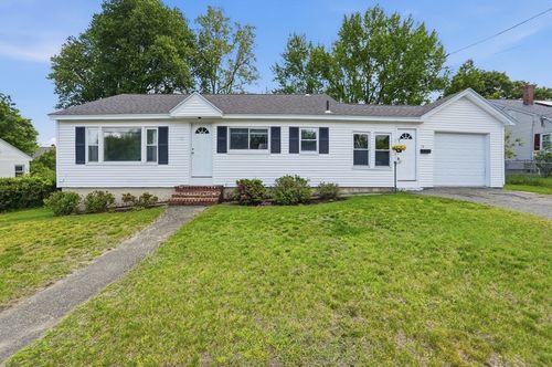 18 Rockwood Ln, Lawrence, MA, 01843-1944 | Card Image