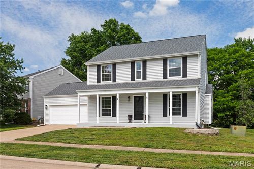 6 Tailor Sq, O Fallon, MO, 63368-7318 | Card Image
