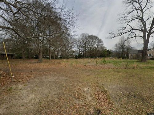 646 Martin Luther King St, Thomson, GA, 30824-1566 | Card Image