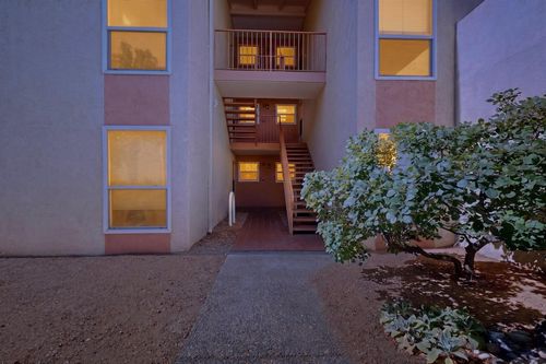 apt-201-1823 Dartmouth Dr Ne, Albuquerque, NM, 87106-1702 | Card Image