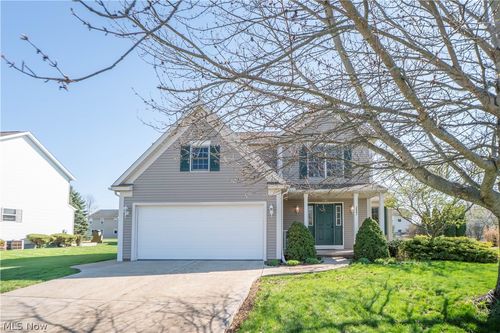 2662 Captens St Ne, Canton, OH, 44721-2183 | Card Image