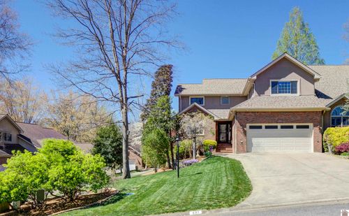 237 Lake Pointe Dr, Paducah, KY, 42003-8752 | Card Image