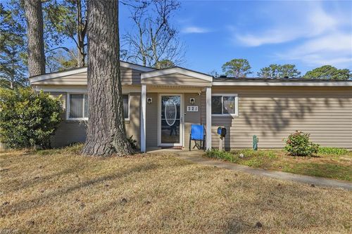 221 Cassady Avenue, Virginia Beach, VA, 23452 | Card Image