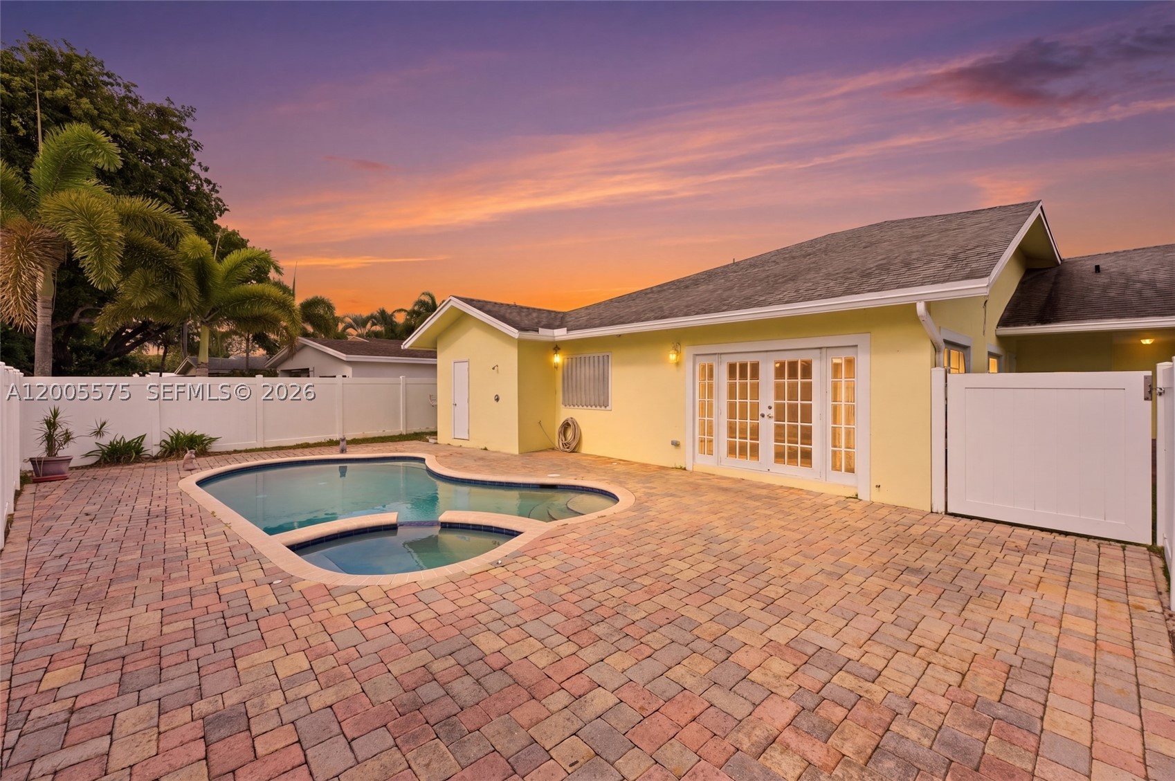 Residential in Oakland Park 4