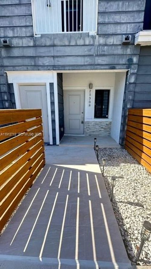 0-25308 Sw 135th Ave, Homestead, FL, 33032-6088 | Card Image