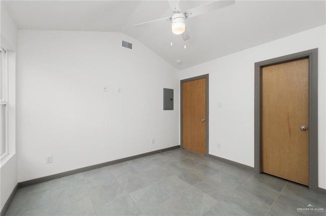 Bedroom | Image 11