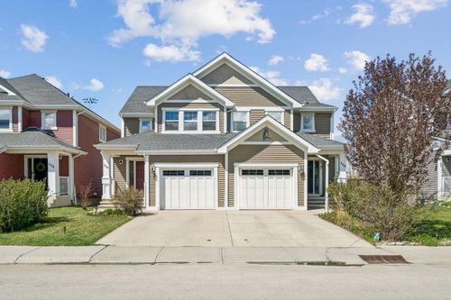 150 River Heights Cres, Cochrane, AB, T4C0J5 | Card Image