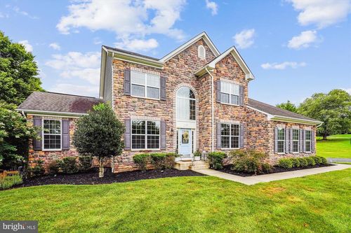 12851 April Cir, LOVETTSVILLE, VA, 20180-3553 | Card Image