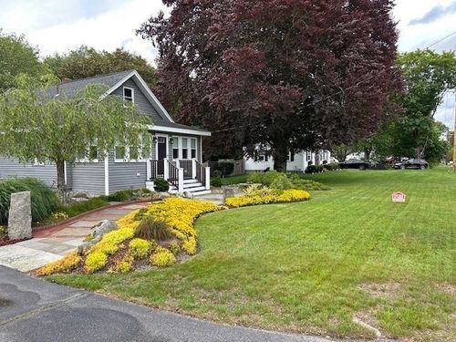 120 Carver St, Raynham, MA, 02767-1790 | Card Image