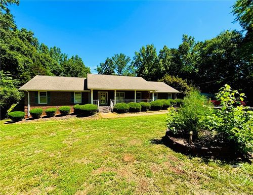 110 Saxon Woods Dr, Athens, GA, 30607-1608 | Card Image