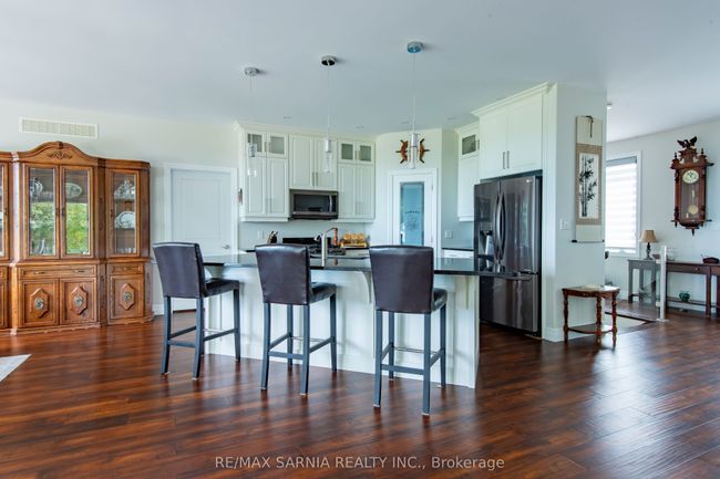 3394 Schram Dr, House other with 4 bedrooms, 3 bathrooms and 8 parking in Camlachie ON | Image 20