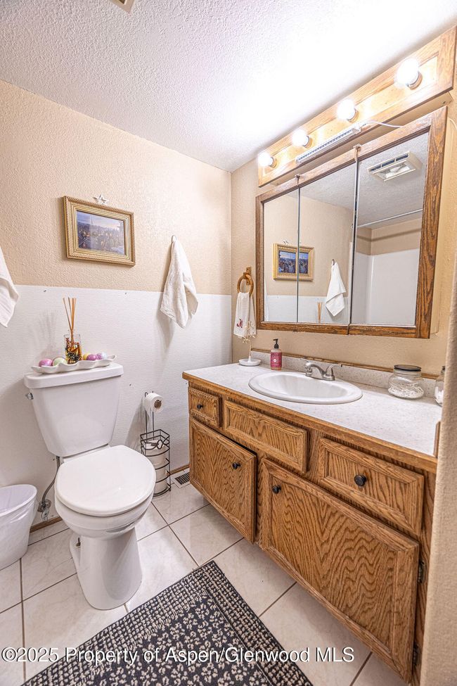 298 Middle St, House other with 5 bedrooms, 3 bathrooms and null parking in Rangely CO | Image 22