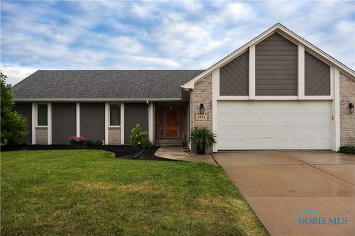 2834 Hartley St, Oregon, OH, 43616-1602 | Card Image